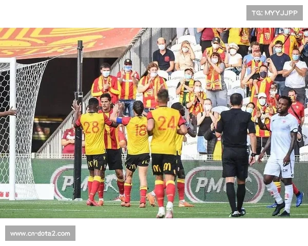 朗斯防守稳固，失球13个联赛最佳